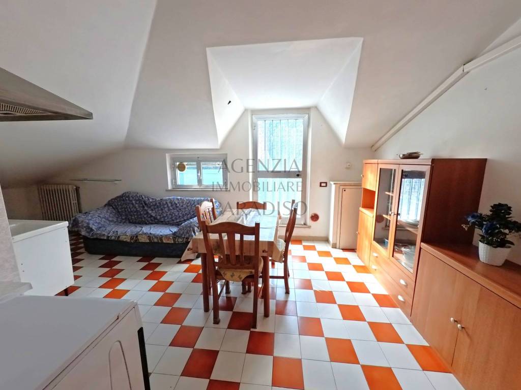 appartamento in vendita ad Urbino in zona Trasanni