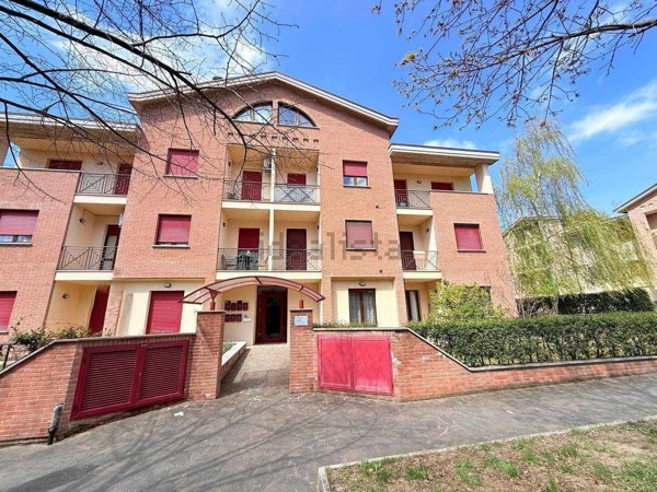 appartamento in vendita ad Urbino in zona Canavaccio