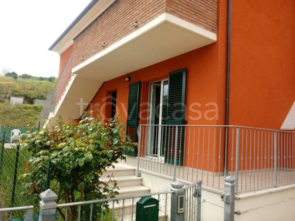 appartamento in vendita ad Urbino in zona Gadana