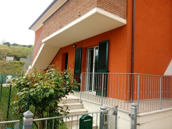 appartamento in vendita ad Urbino in zona Gadana