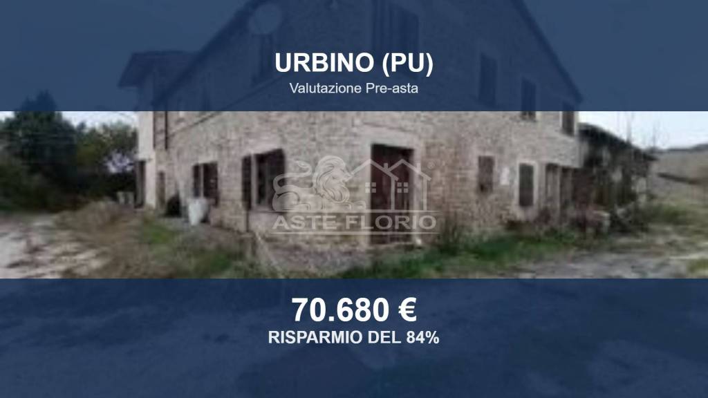 appartamento in vendita ad Urbino in zona Canavaccio