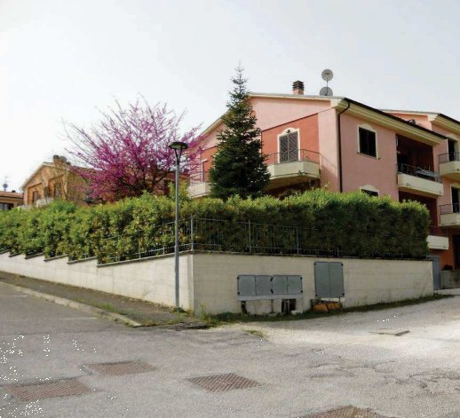 appartamento in vendita ad Urbino in zona La Torre