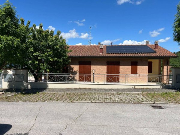 appartamento in vendita ad Urbino in zona Castello di Cavallino