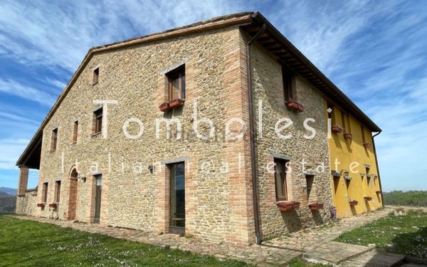 casale in vendita ad Urbino
