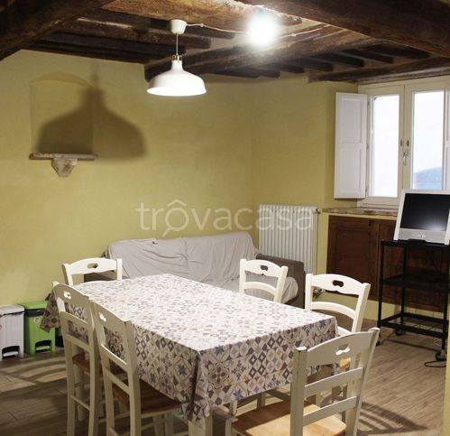 appartamento in vendita ad Urbino in zona Centro CittÃ 