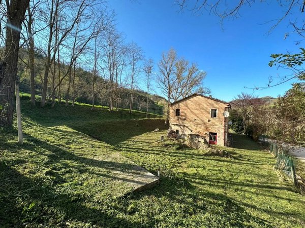 appartamento in vendita ad Urbino in zona Rancitella