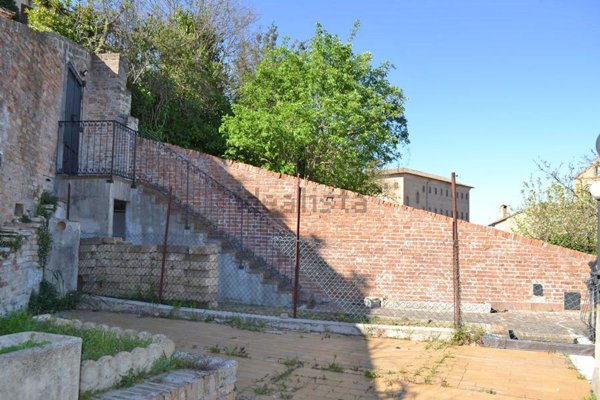 appartamento in vendita ad Urbino in zona Centro CittÃ 