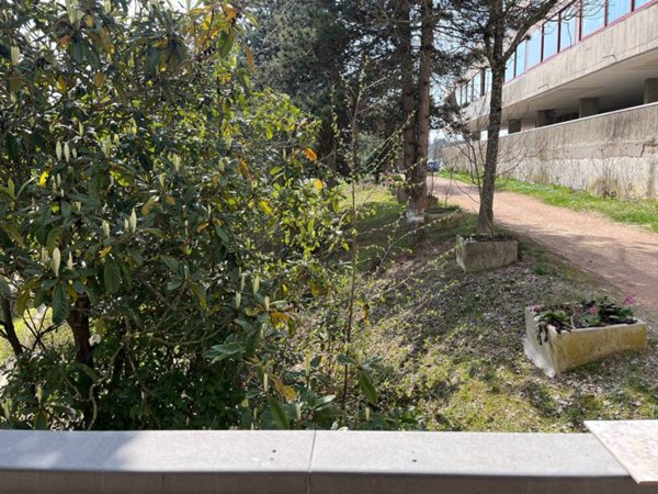 appartamento in vendita ad Urbino in zona Sasso
