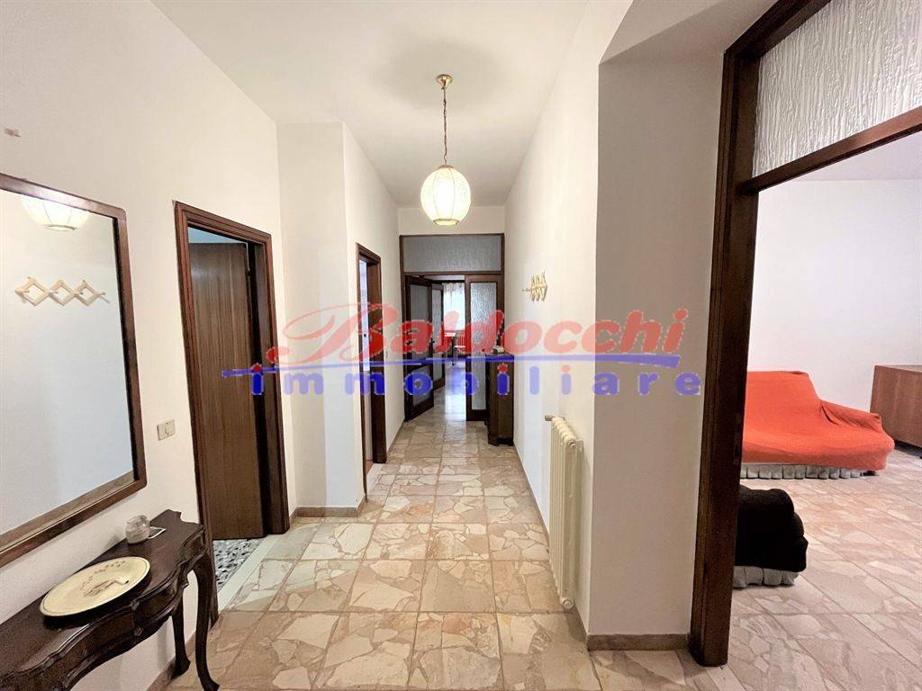 appartamento in vendita ad Urbino in zona Centro CittÃ 