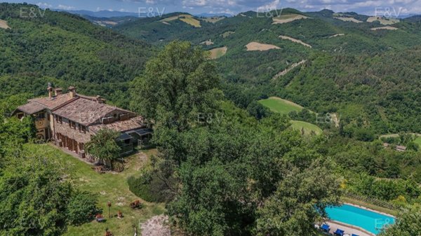 casa indipendente in vendita ad Urbino