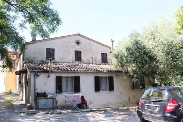 appartamento in vendita ad Urbino in zona Ospedaletto