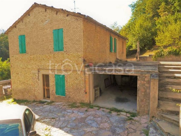 casa indipendente in vendita ad Urbino