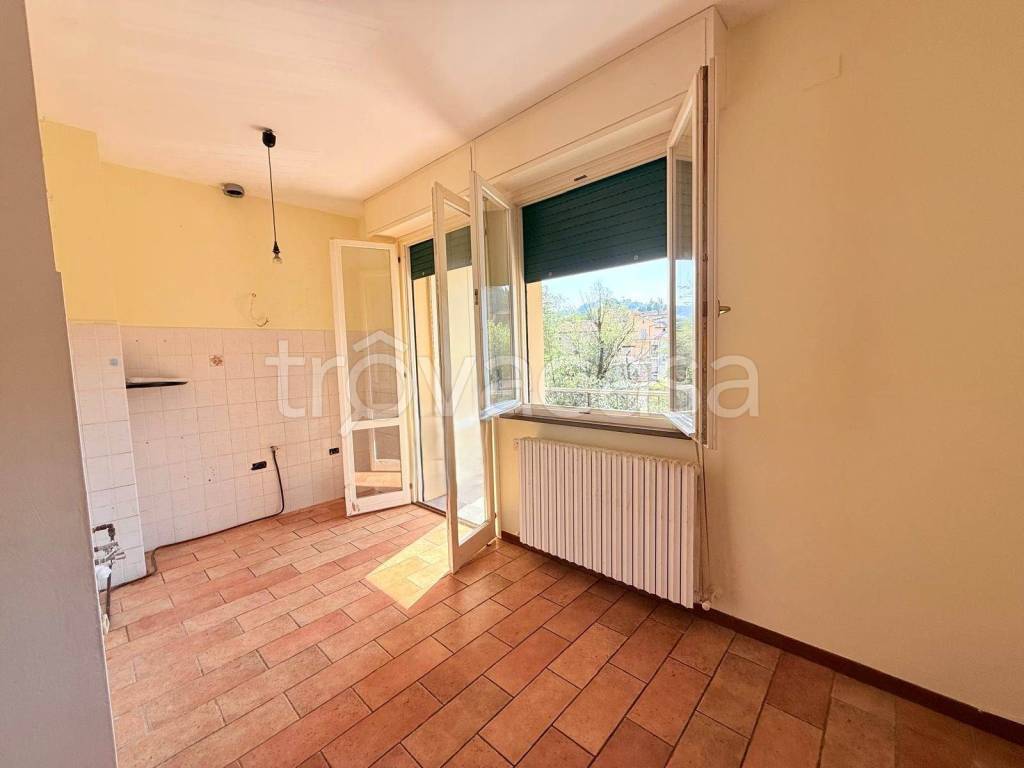 appartamento in vendita ad Urbino in zona Trasanni