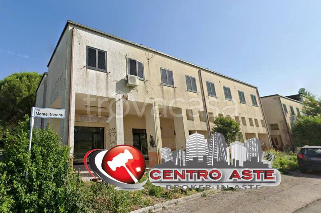 appartamento in vendita ad Urbino in zona Centro CittÃ 