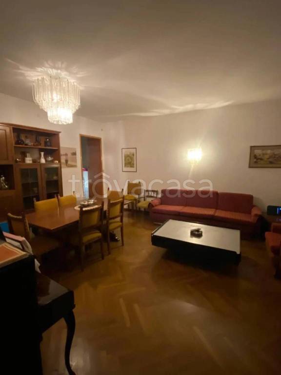 casa indipendente in vendita ad Urbino in zona Centro CittÃ 