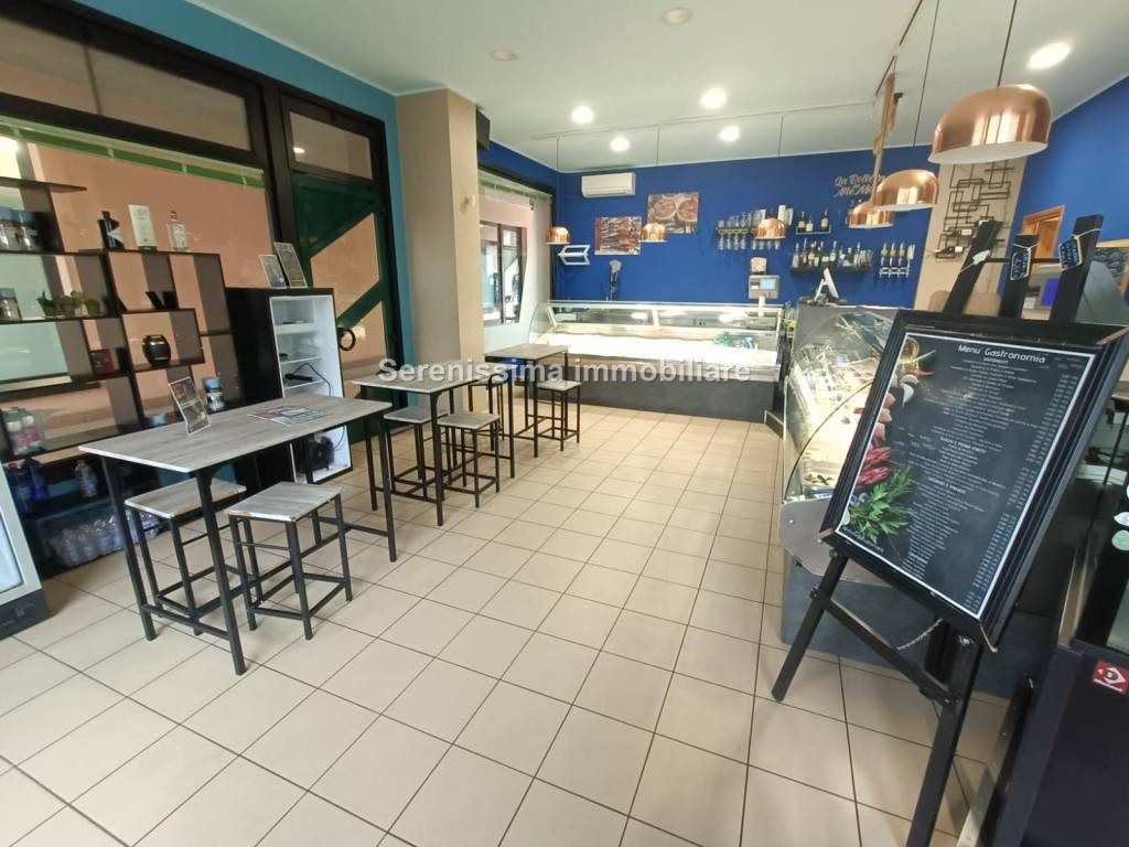 trivano in vendita a Vallefoglia in zona Bottega