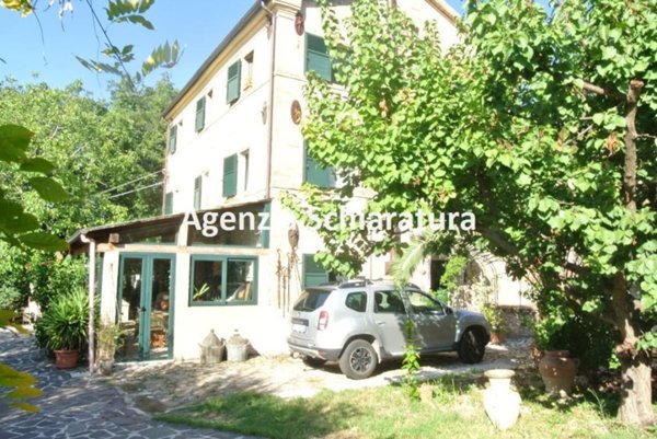 casa indipendente in vendita a Vallefoglia in zona Sant'Angelo in Lizzola
