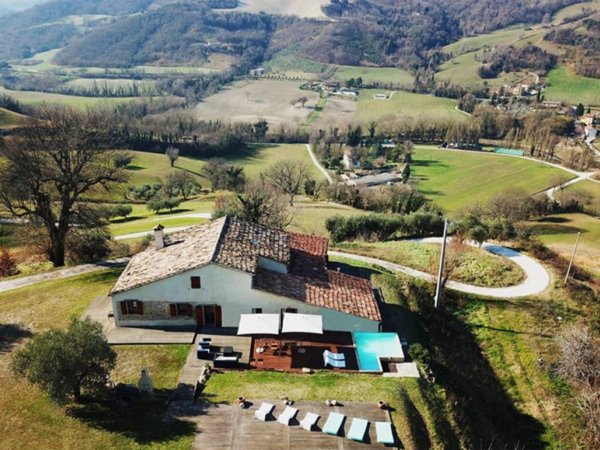 casa indipendente in vendita a Vallefoglia