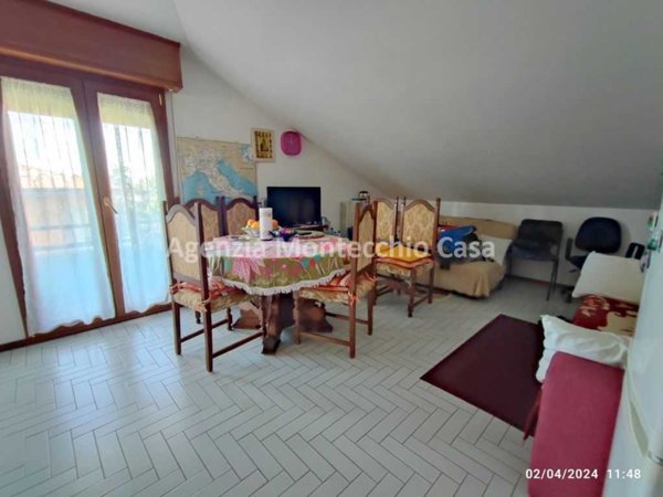 appartamento in vendita a Vallefoglia in zona Montecchio