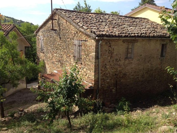casa indipendente in vendita a Vallefoglia
