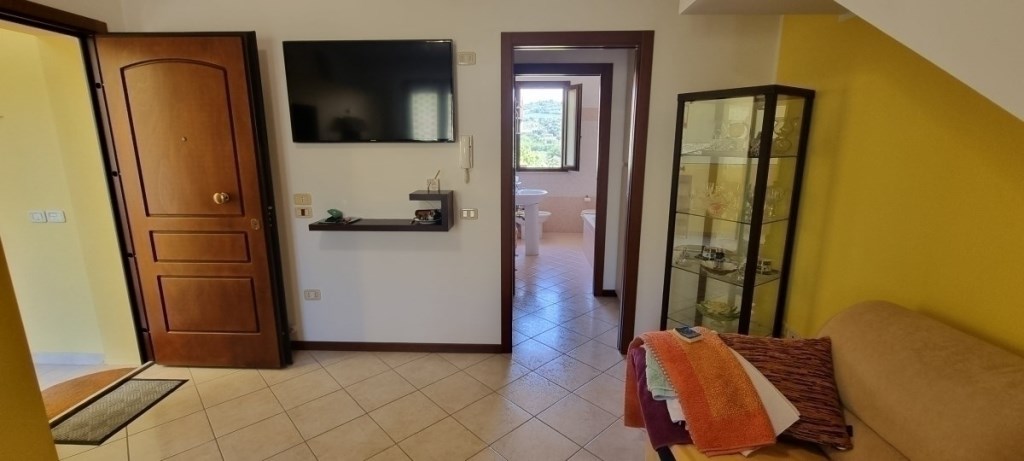 appartamento in vendita a Vallefoglia in zona Montecchio