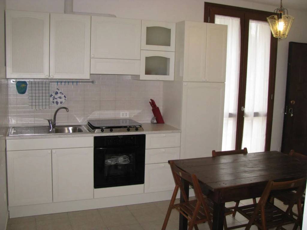 appartamento in vendita a Vallefoglia in zona Montecchio