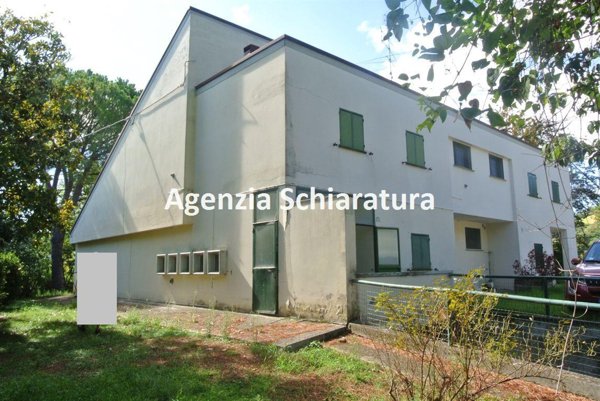 casa indipendente in vendita a Vallefoglia in zona Montecchio