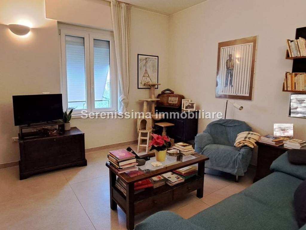 appartamento in vendita a Vallefoglia in zona Montecchio