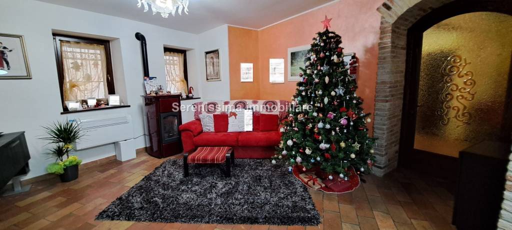 casa indipendente in vendita a Vallefoglia in zona Sant'Angelo in Lizzola