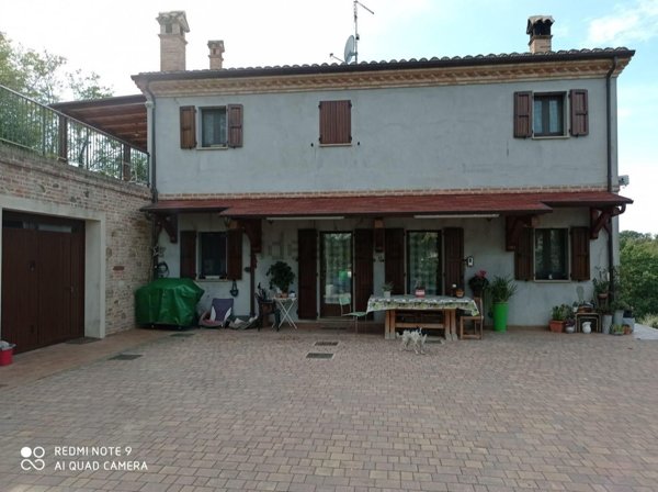 pentavano in vendita a Vallefoglia in zona Talacchio