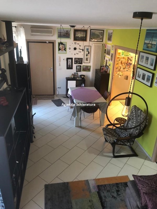 appartamento in vendita a Vallefoglia in zona Montecchio