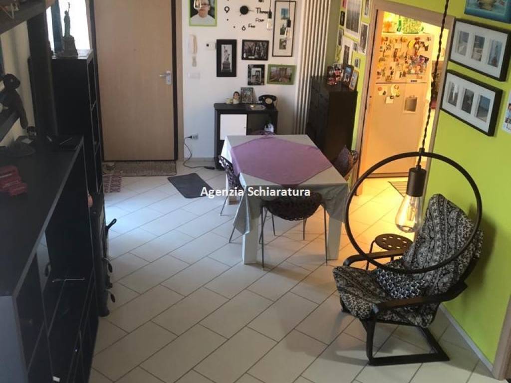 appartamento in vendita a Vallefoglia in zona Montecchio