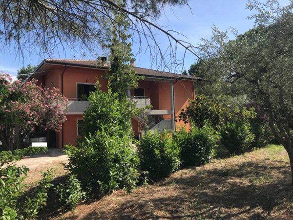 casa indipendente in vendita a Vallefoglia
