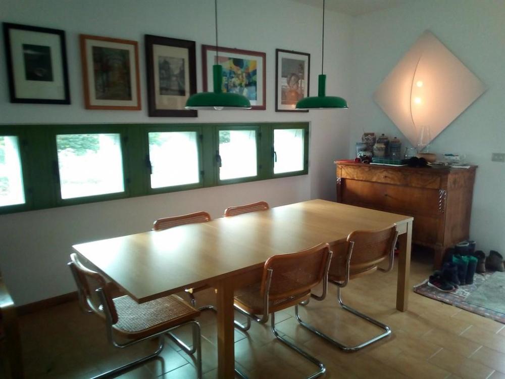casa indipendente in vendita a Vallefoglia in zona Montecchio