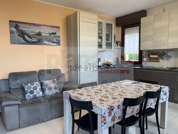 appartamento in vendita a Vallefoglia in zona Colbordolo