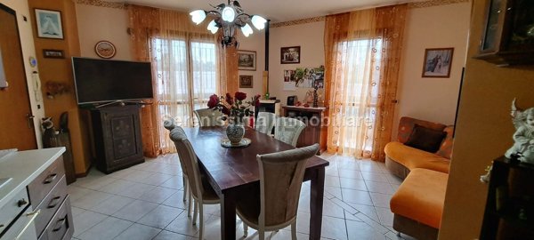 appartamento in vendita a Vallefoglia in zona Morciola
