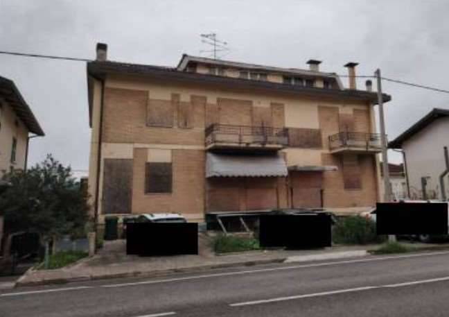 casa indipendente in vendita a Vallefoglia