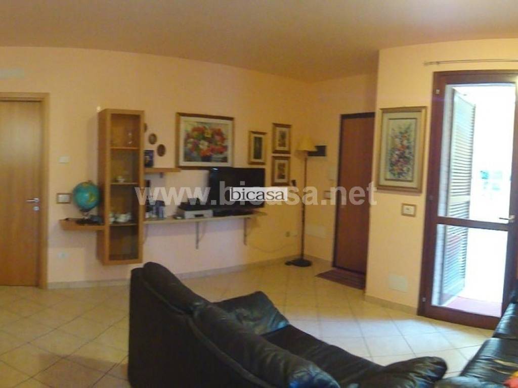 appartamento in vendita a Vallefoglia in zona Montecchio