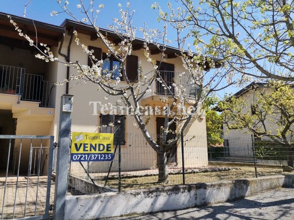 appartamento in vendita a Vallefoglia in zona Sant'Angelo in Lizzola