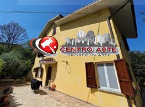 appartamento in vendita a Vallefoglia in zona Colbordolo