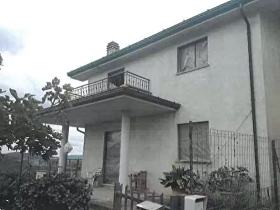 casa indipendente in vendita a Vallefoglia in zona Colbordolo