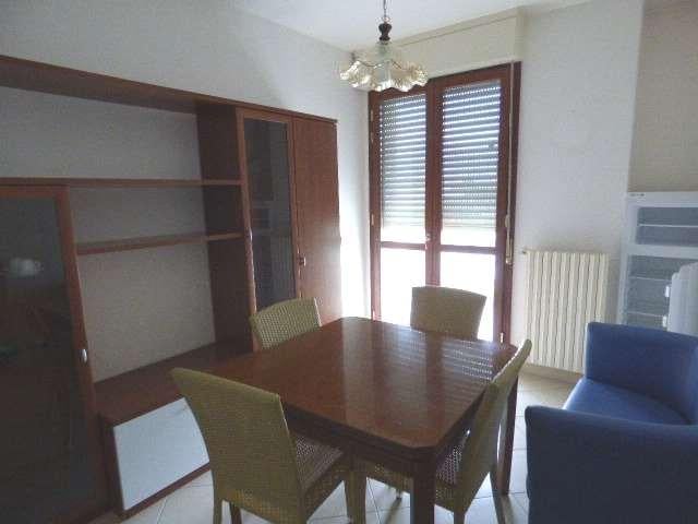 appartamento in vendita a Vallefoglia in zona Montecchio