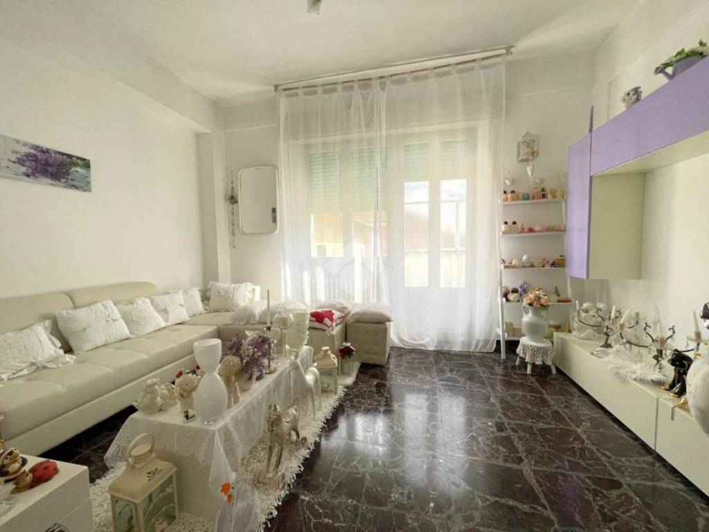 appartamento in vendita a Vallefoglia in zona Montecchio