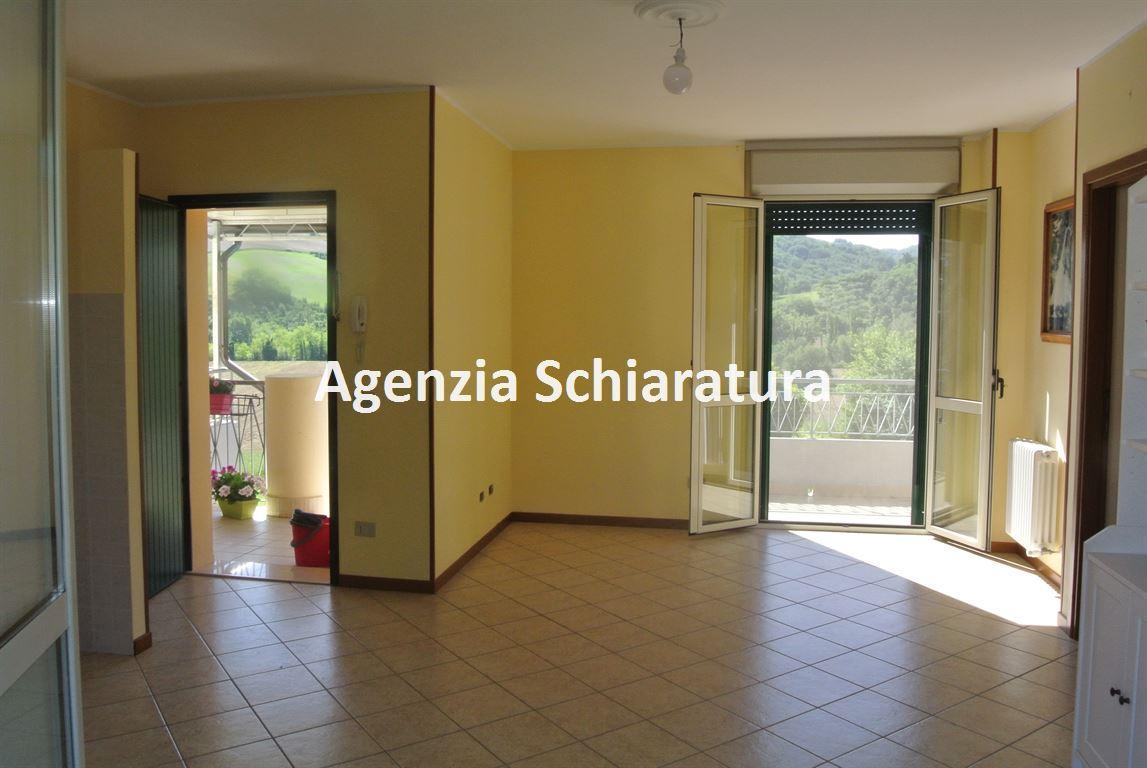 appartamento in vendita a Vallefoglia in zona Cappone