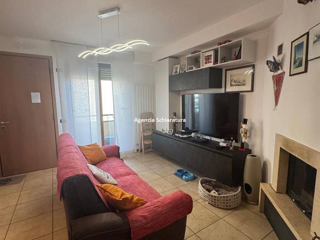 appartamento in vendita a Vallefoglia in zona Montecchio