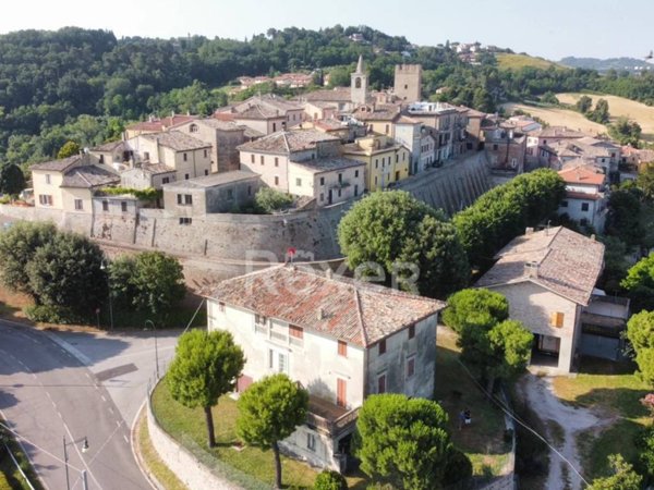 casa indipendente in vendita a Vallefoglia in zona Sant'Angelo in Lizzola