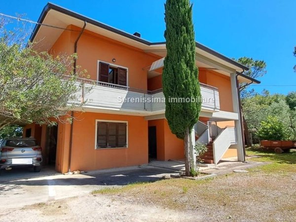 casa indipendente in vendita a Vallefoglia