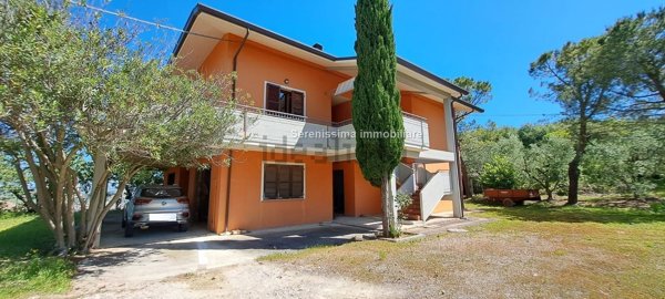casa indipendente in vendita a Vallefoglia in zona Sant'Angelo in Lizzola