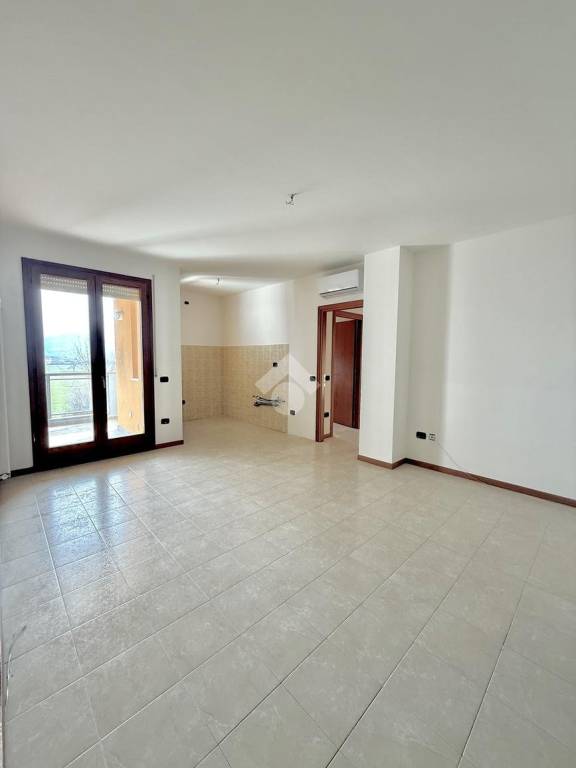 appartamento in vendita a Vallefoglia in zona Montecchio