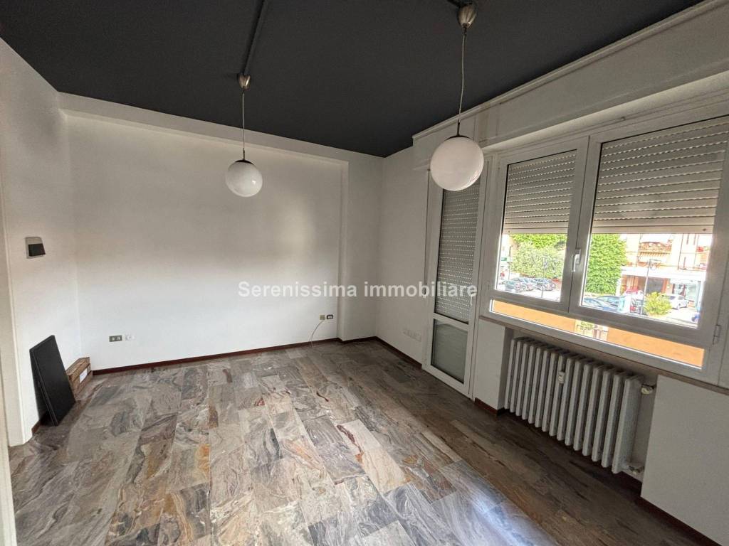 appartamento in vendita a Vallefoglia in zona Montecchio